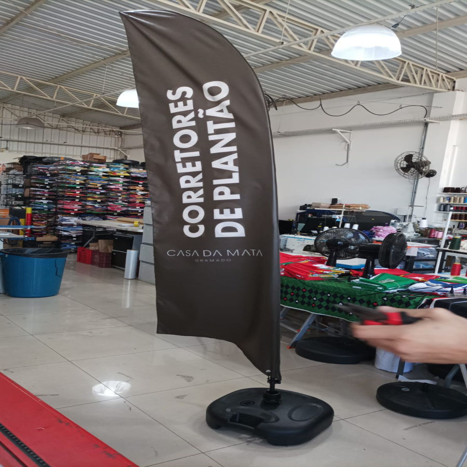 wind-banner-angulo